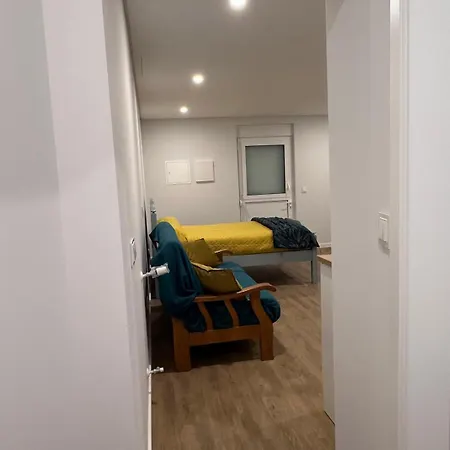 4 Seasons Apartman Marinha das Ondas