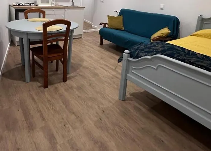 4 Seasons Marinha das Ondas